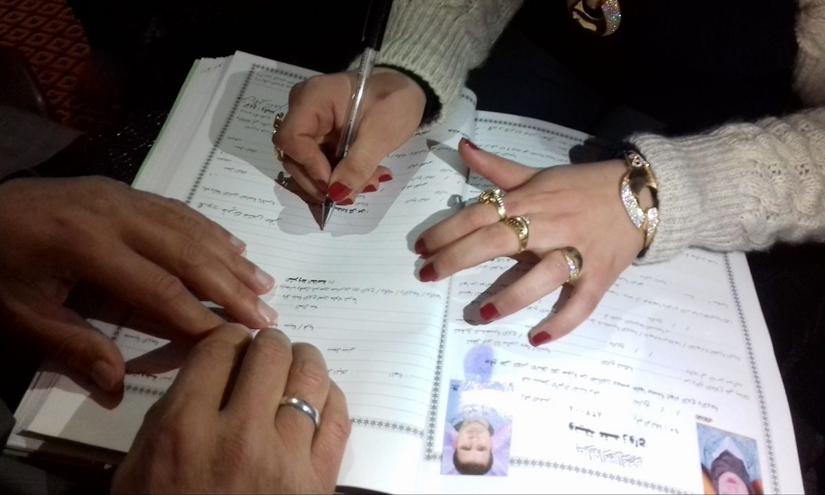 السوريات