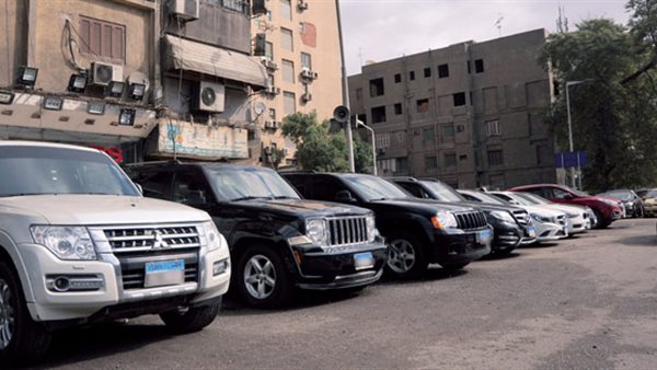 معارض السيارات