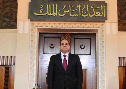 المتلاعبين