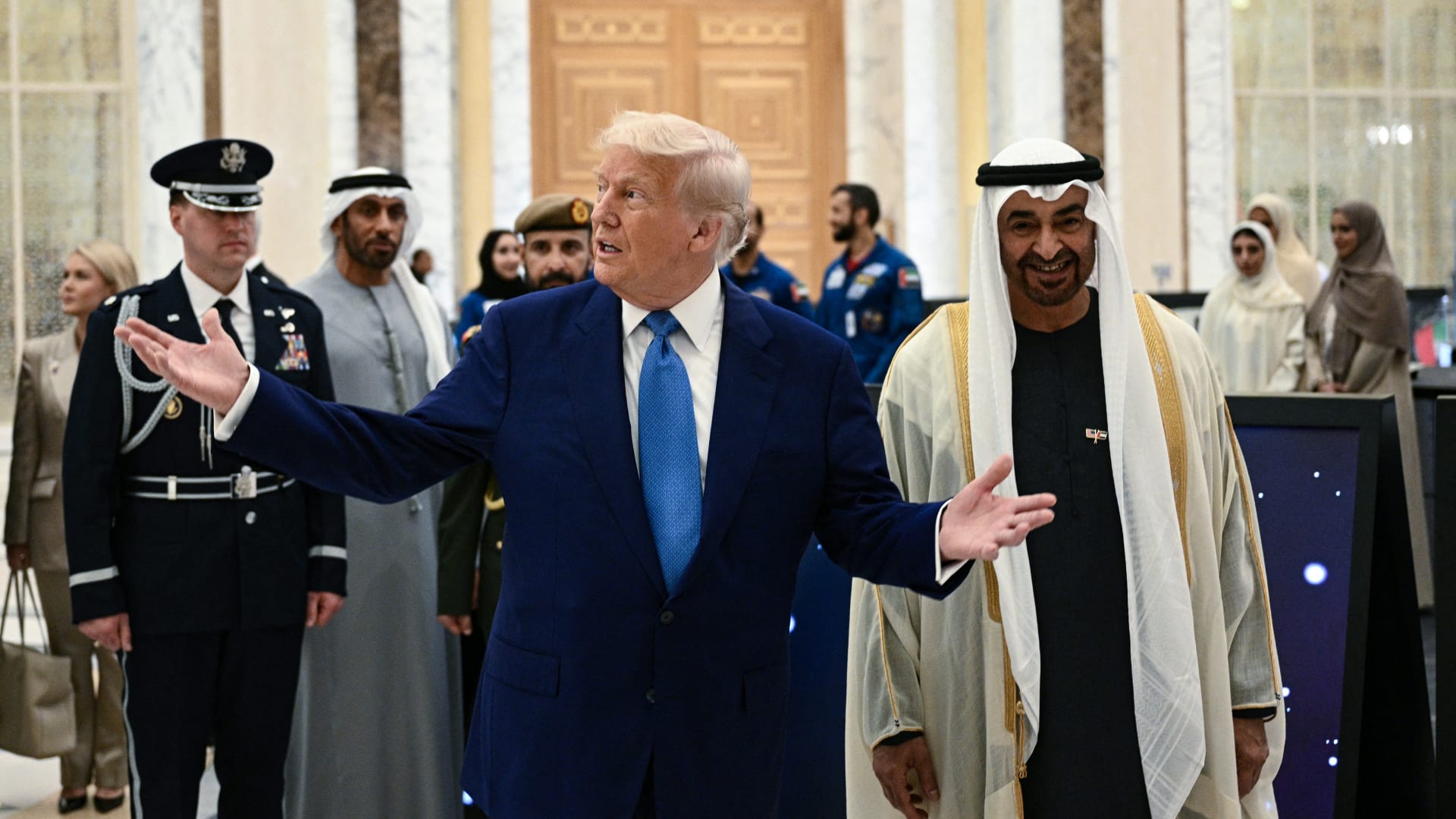 الإمارات