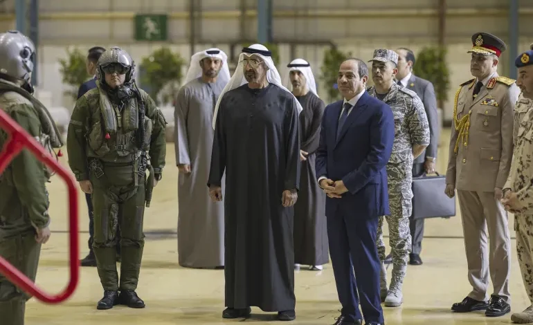 دمج قواتها
