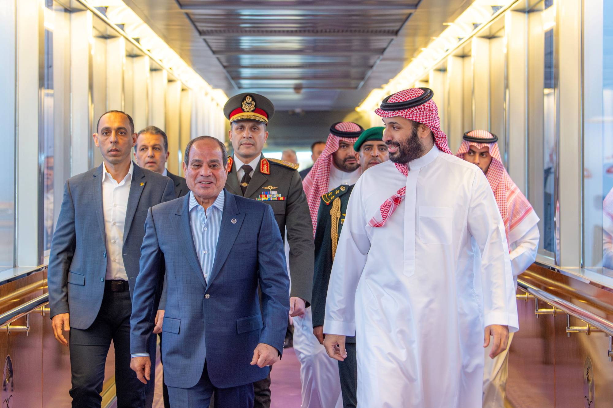 الدعم العسكري للسعودية